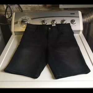 H&M Washed Black Slim-Fit Men’s Denim Jean Shorts